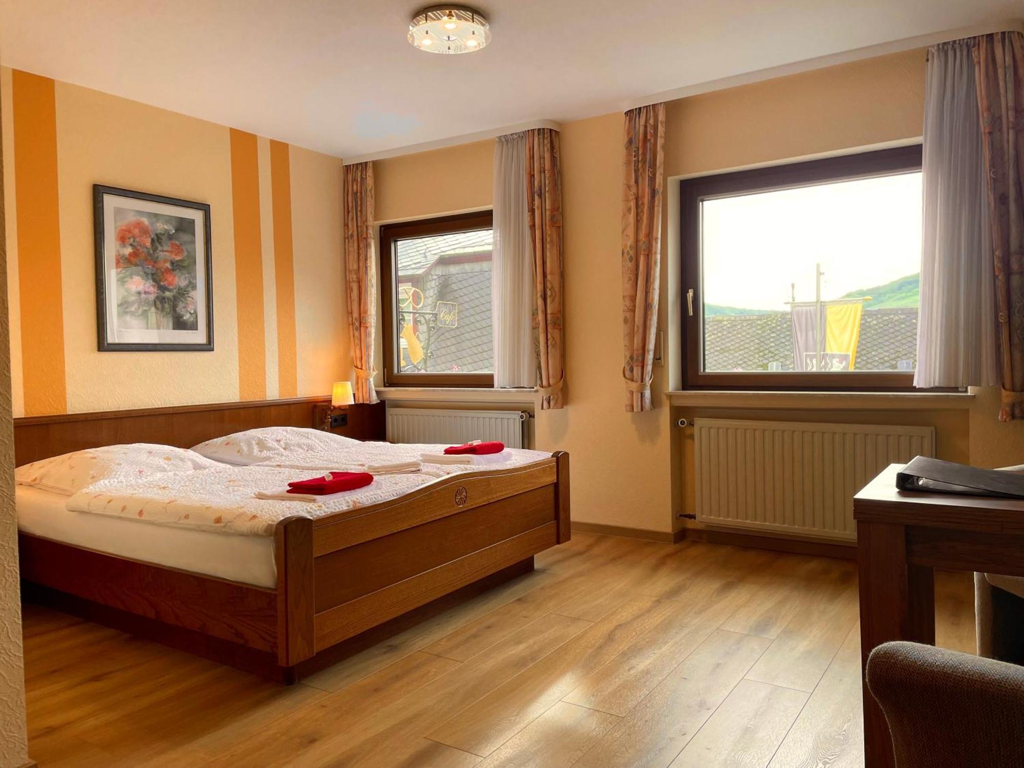 Ferienpension Bei Stenze Senheim Exterior photo